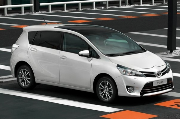 https://wcar.sets.lv/cars/Toyota/Verso minivens/1389102004-Toyota-Verso_2013_800x600_wallpaper_06.jpg